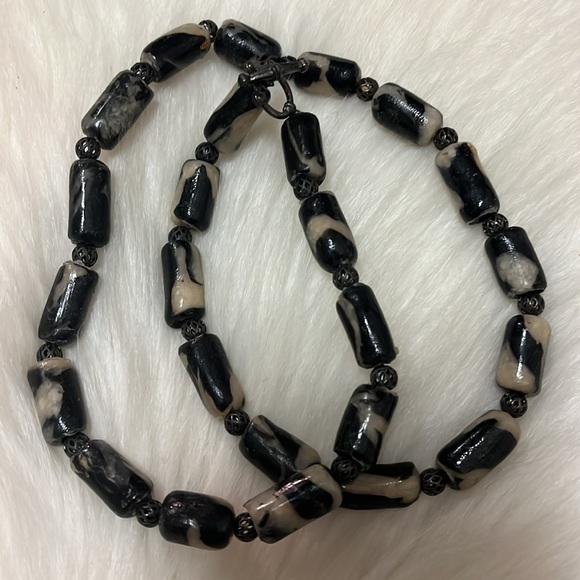 Black and Cream ONE OF A KIND UNIQUE BOHO Unique Rare Necklace - Picture 8 of 16